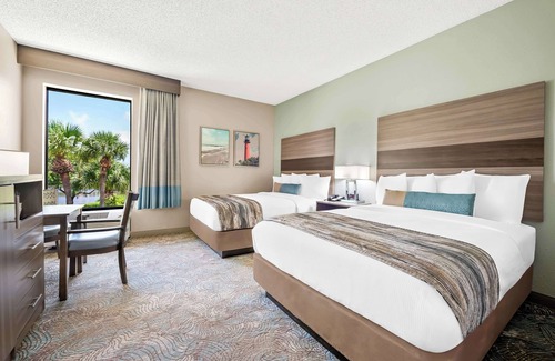 Villas on the Green Hotel | Best Western Intracoastal Inn