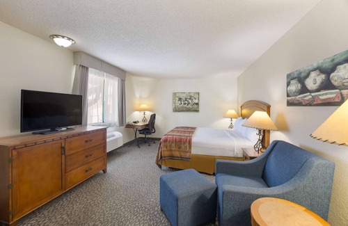 Clayton Hotel | Best Western Kokopelli Lodge