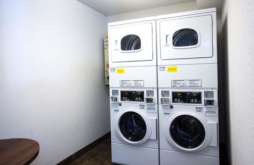 Ludington Hotel | Best Western Lakewinds