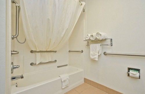 Mexia Hotel | Best Western Limestone Inn & Suites
