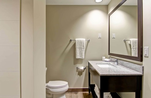 Argyle Hotel | Best Western London Airport Inn & Suites