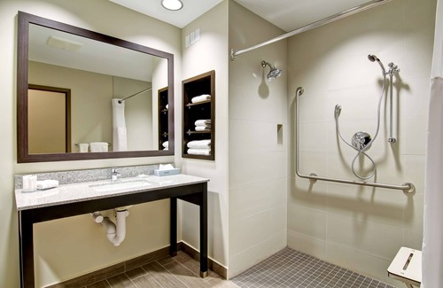 Argyle Hotel | Best Western London Airport Inn & Suites