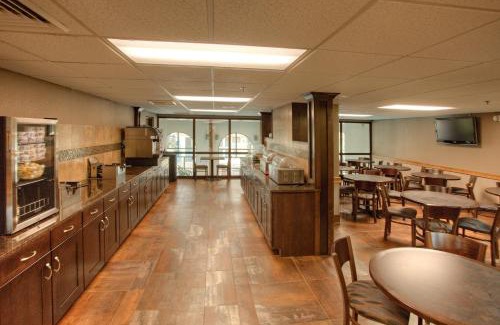 Branson Theater District Hotel | Best Western Music Capital Inn