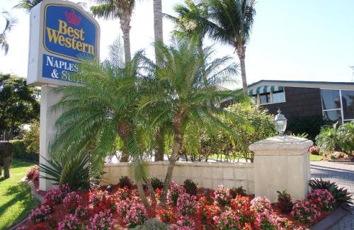 Moorings Hotel | Best Western Naples Inn & Suites