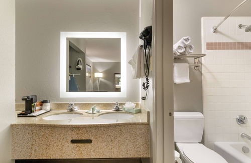 West San Antonio Hotel | Best Western near Lackland AFB/SeaWorld