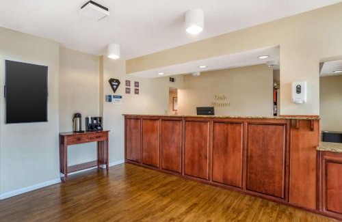Biloxi Hotel | Best Western Oak Manor