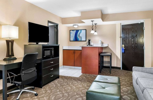 Okemos Hotel | Best Western Okemos/East Lansing Hotel & Suites