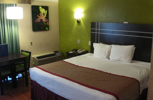 West Colonial Hotel | Best Western Orlando West