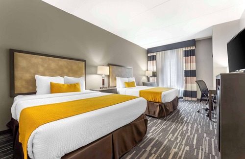 Cranberry Township Hotel | Best Western Plus Cranberry-Pittsburgh North