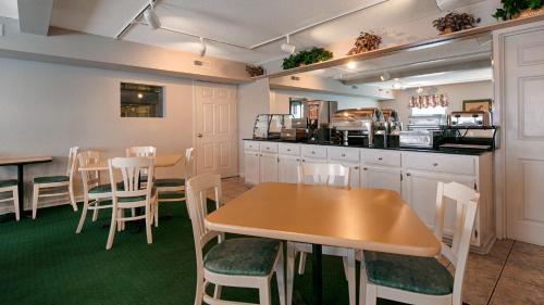 Frankfort Hotel | Best Western Parkside Inn