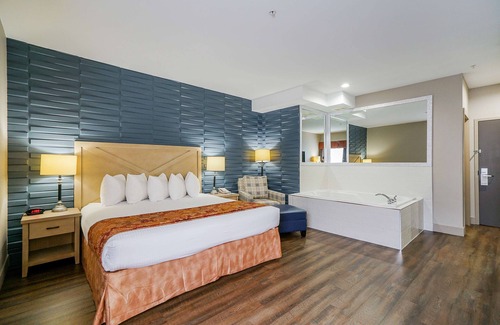 South Surrey Hotel | Best Western Peace Arch Inn