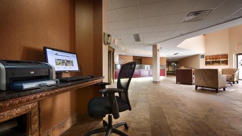 West Deptford Hotel | Best Western Philadelphia South - West Deptford Inn