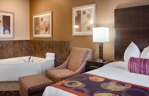 Plover Hotel | Best Western Plover-Stevens Point Hotel & Conference Center
