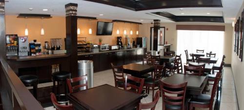 Dallas Hotel | Best Western Plus Addison/Dallas Hotel