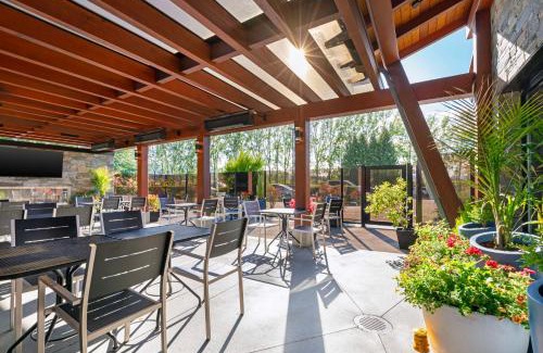 Port Alberni Hotel | Best Western Plus Barclay Hotel