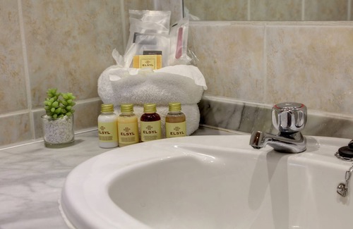Aubourn Hotel | Best Western Plus Bentley Hotel & Spa