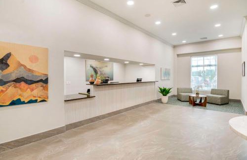 Zion Crossroads Hotel | Best Western Plus Crossroads Inn & Suites