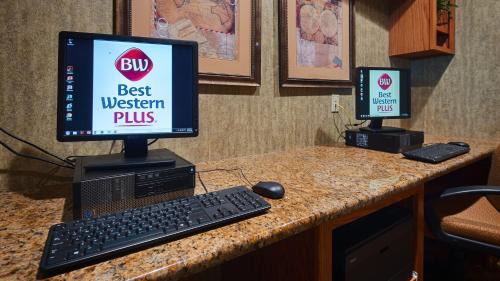 Jefferson City Hotel | Best Western Plus Capital Inn