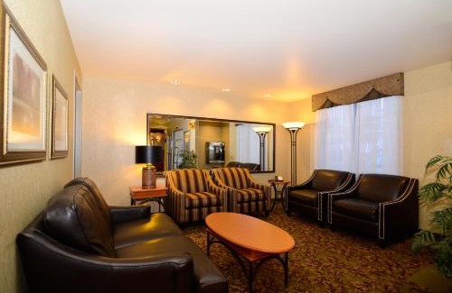 Southeast Calgary Hotel | Best Western PLUS Calgary Centre Inn