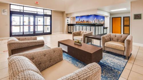 Champaign Hotel | Best Western Plus Champaign/Urbana Inn