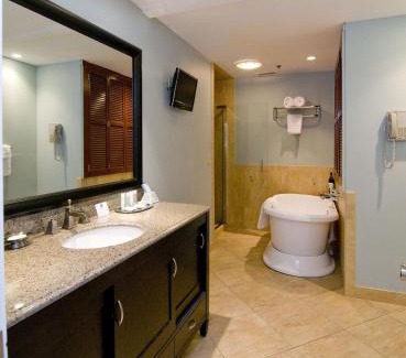 River District Hotel | Best Western Plus Coastline Inn