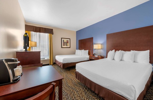 Brazil Hotel | Best Western Plus Covered Bridge Inn