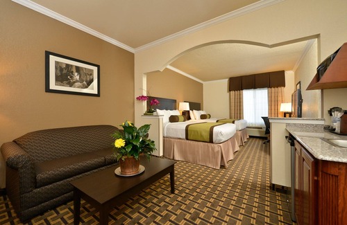 Weatherford Hotel | Best Western Plus Cutting Horse Inn & Suites