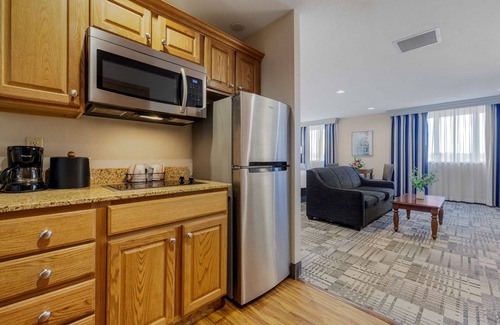 Dubuque Hotel | Best Western Plus Dubuque Hotel & Conference Center
