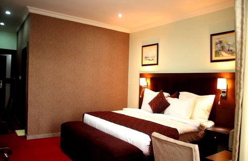 Asaba Hotel | Best Western Plus Elomaz Hotel