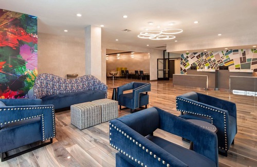 Northeast Park Hill Hotel | Best Western Plus Executive Residency Denver-Central Park Hotel