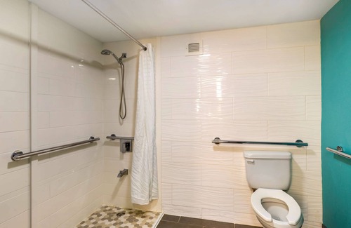 Dumbarton Hotel | Best Western PLUS Executive Hotel