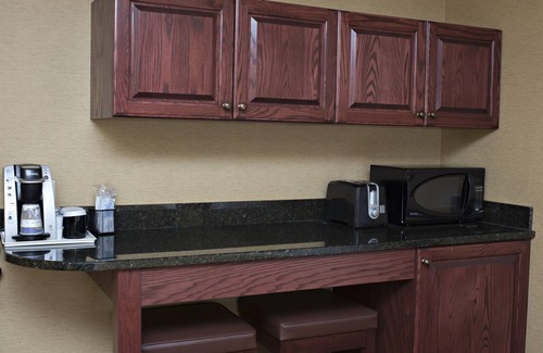 Fredericton Hotel | Best Western Plus Fredericton Hotel & Suites