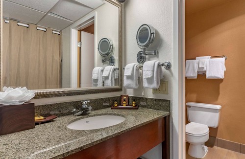 Fremont Hotel | Best Western Plus Garden Court Inn