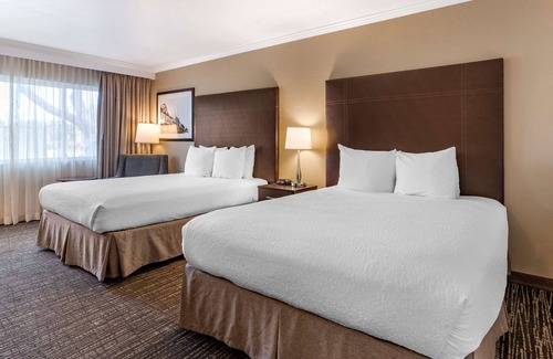 Fremont Hotel | Best Western Plus Garden Court Inn