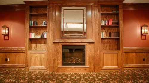 Point Edward Hotel | Best Western Plus Guildwood Inn