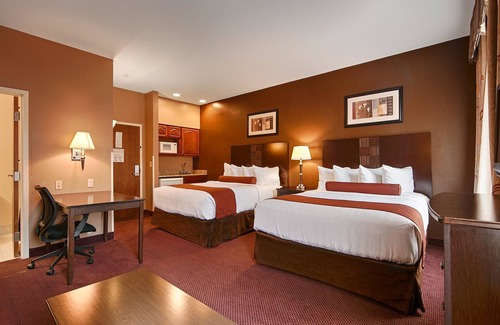 Kenwood Hotel | Best Western Plus Hannaford Inn & Suites