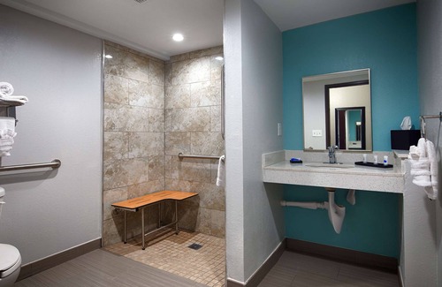 Hardeeville Hotel | Best Western Plus Hardeeville Inn & Suites