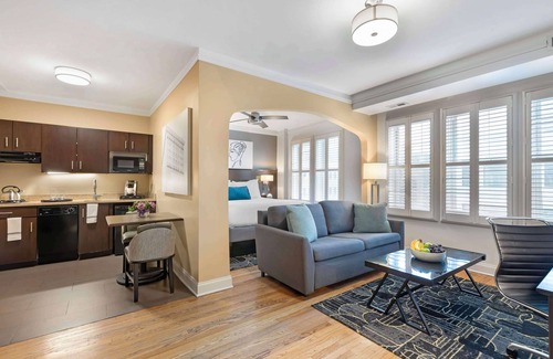 Boystown Hotel | Best Western Plus Hawthorne Terrace Hotel