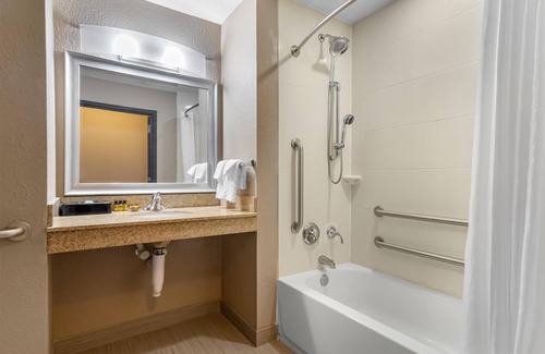 Hiawatha Hotel | Best Western Plus Hiawatha Hotel