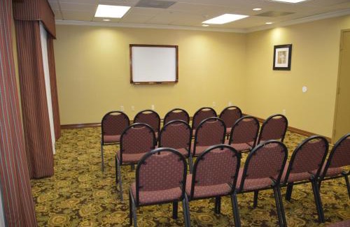 Southeast Houston Hotel | Best Western PLUS Hobby Airport Inn and Suites