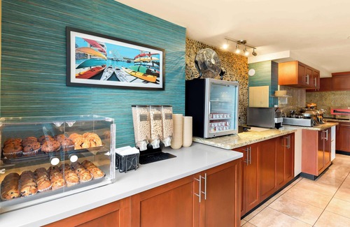Inner Harbour Hotel | Best Western Plus Inner Harbour