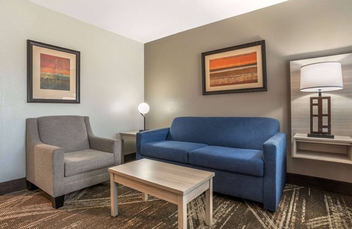 Greater Belhaven Hotel | Best Western Plus Jackson Downtown Coliseum