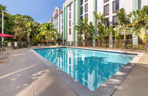 The Crossings Hotel | Best Western Plus Kendall Hotel & Suites