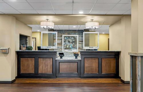 Lacombe Hotel | Best Western Plus Lacombe Inn and Suites
