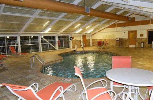 Lafayette Hotel | Best Western Plus Lafayette Vermilion River Inn & Suites