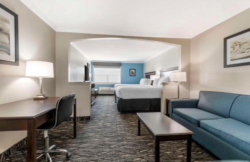 Lake Worth Hotel | Best Western Plus Lake Worth Inn & Suites