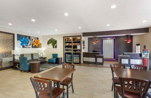Lake Worth Hotel | Best Western Plus Lake Worth Inn & Suites
