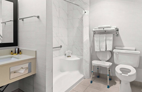 Langley Hotel | Best Western Plus Langley Inn