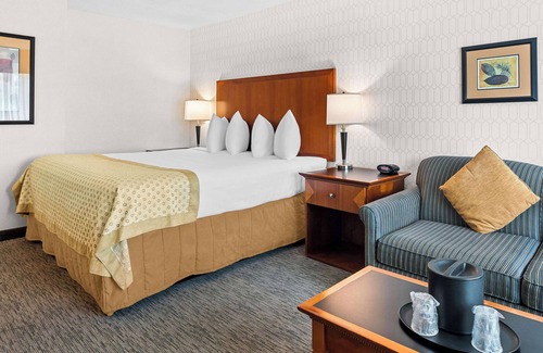 Langley Hotel | Best Western Plus Langley Inn