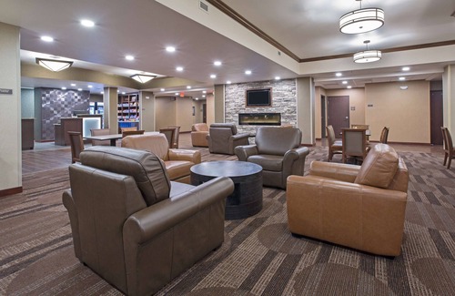 Lincoln Hotel | Best Western Plus Lincoln Inn & Suites